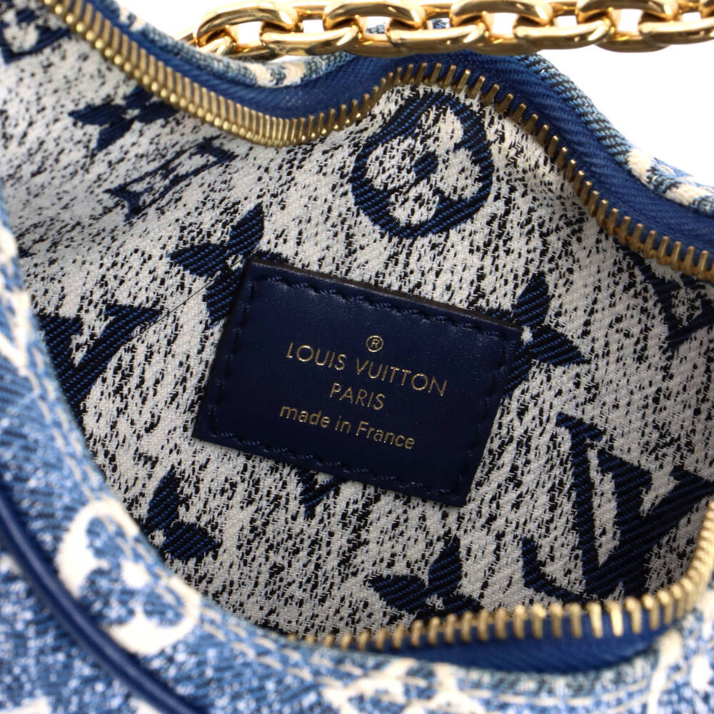 Louis Vuitton Loop Handbag - Picture 7 of 7
